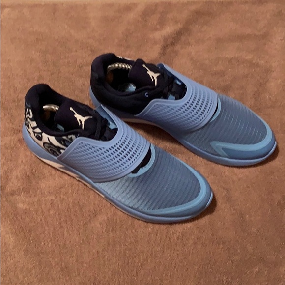 hoka one one recovery slide women's